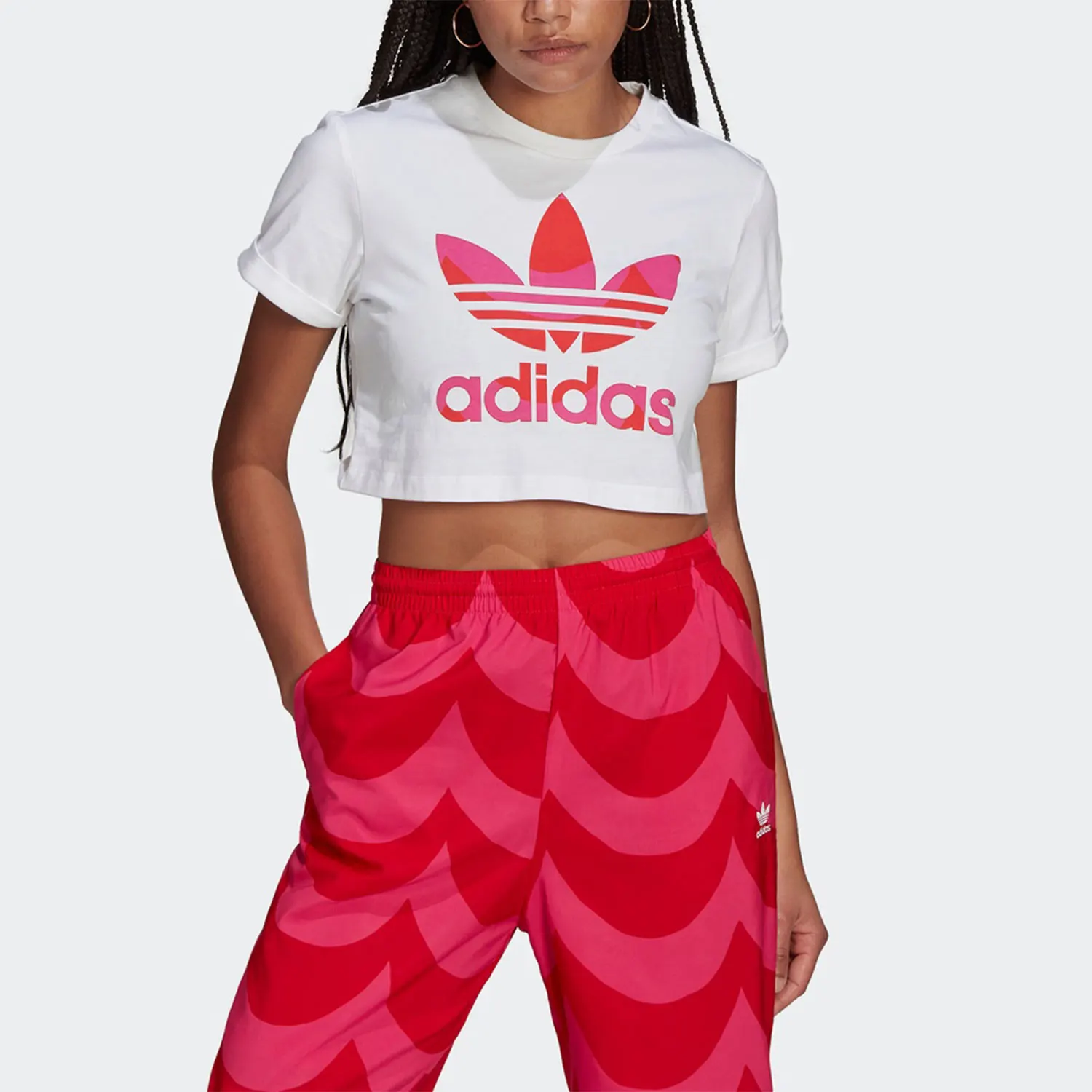 

Оригинальная женская повседневная спортивная футболка Adidas Three-Leaf Clover CROP TEE H20482