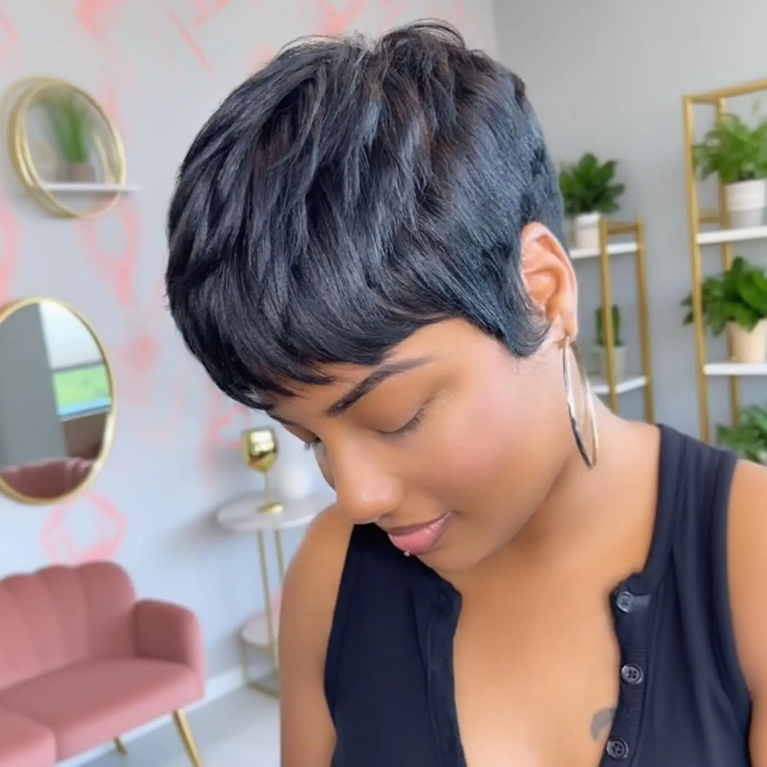 สั้น Pixie ตัดวิกผมผมมนุษย์สั้น Pixie วิกผมผู้หญิงสีดําบราซิลผม Full Machin