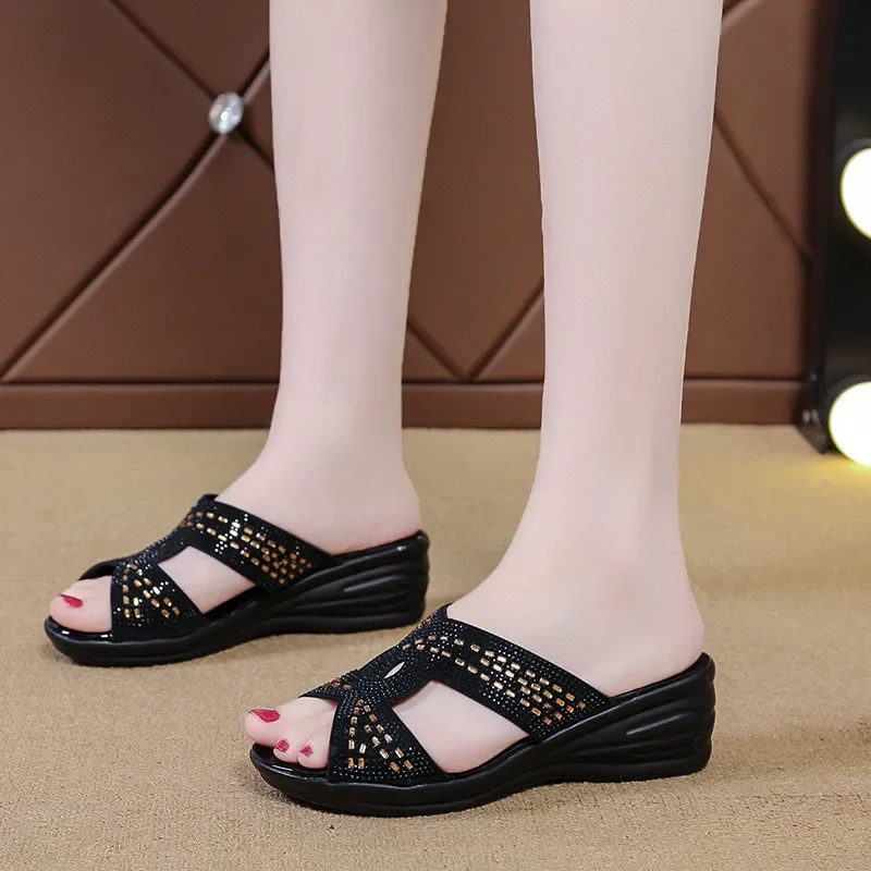 YAERNI  Platform Slipper Woman High Heels Wedges Shoes Crystal Thick Sole Slippers High Heels Fish Mouth Mother Slipper Zapatos