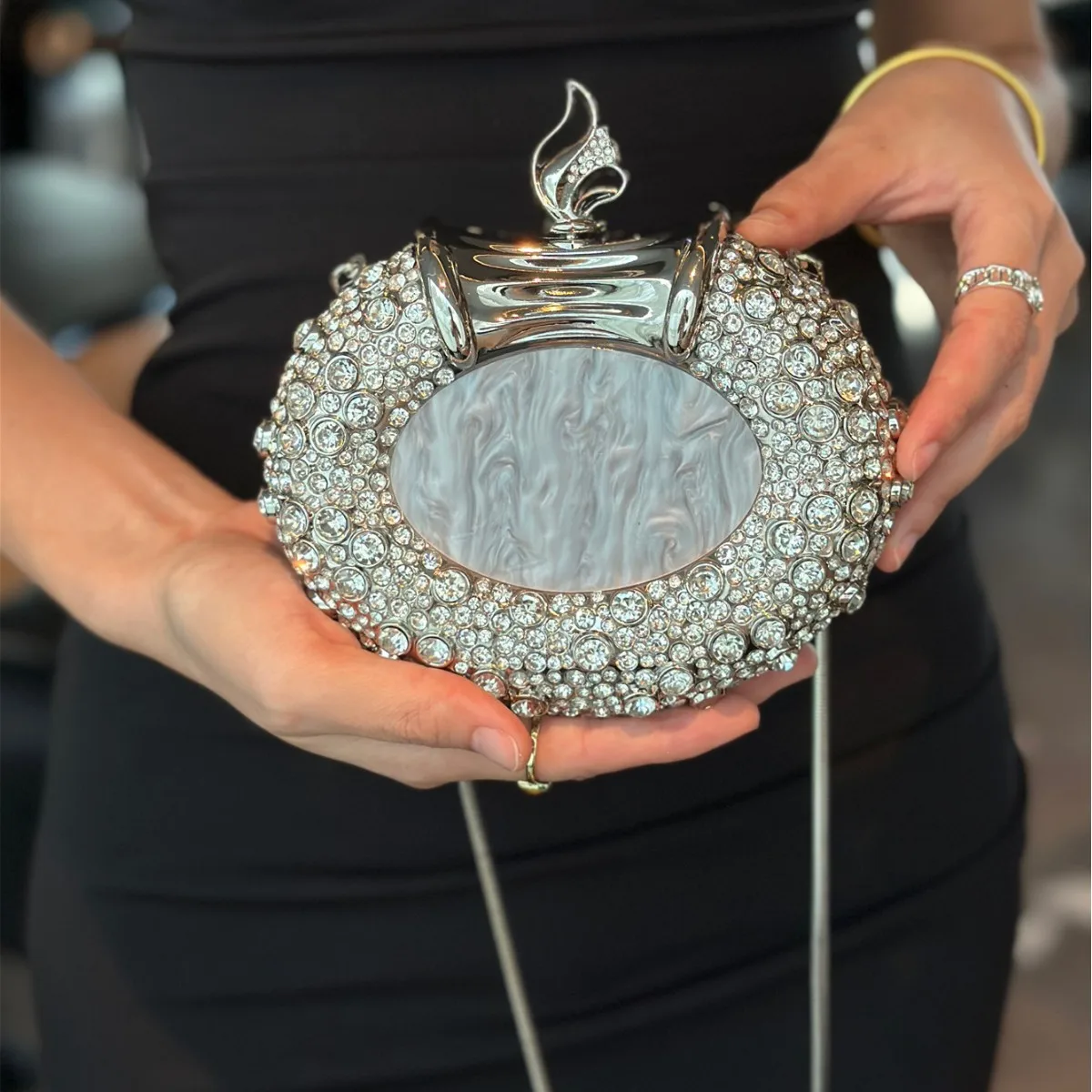 

Novelty Ring Shape Rhinestone Clutch Purse Handmade Women Crystal Clutch Evening Bags Party Prom Minaudiere Bag