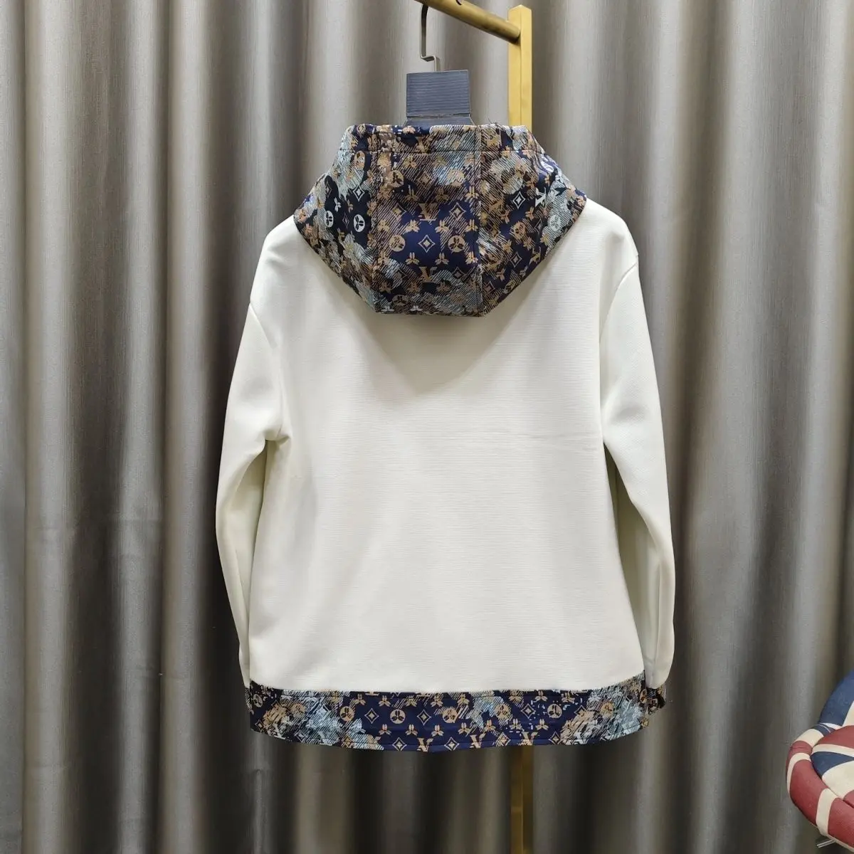 Spring and Autumn New Fashion Hooded Men's Versatile Top Men's Korean Trend