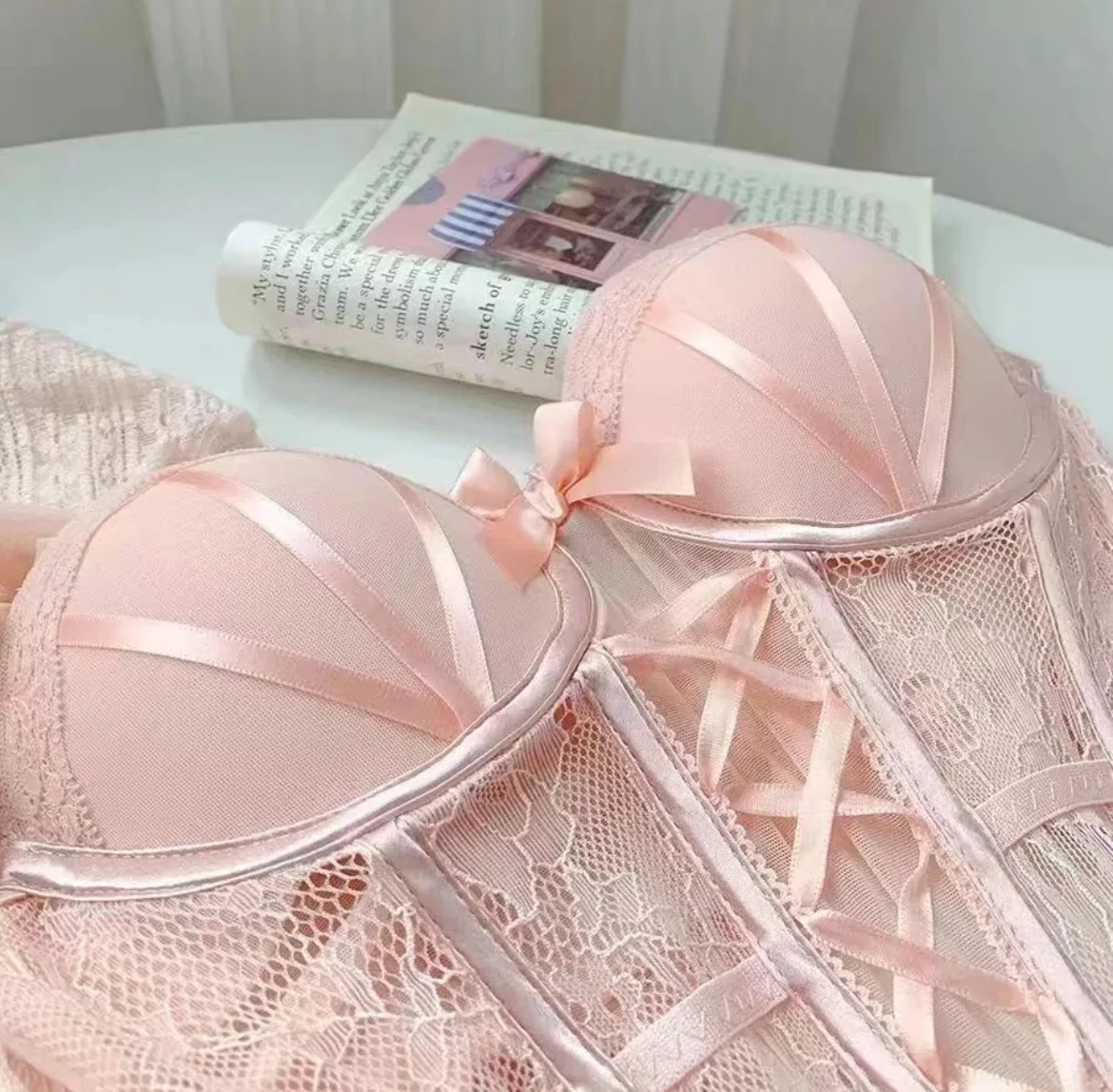 Conjunto de lencería sexy de encaje: Top halter con diseño de espina de pescado y almohadillas, parte inferior fina y parte superior gruesa, para mujer.