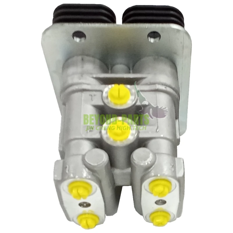 

315D 320D Excavator Spare Parts Travelling Control Valve Travel Pedal