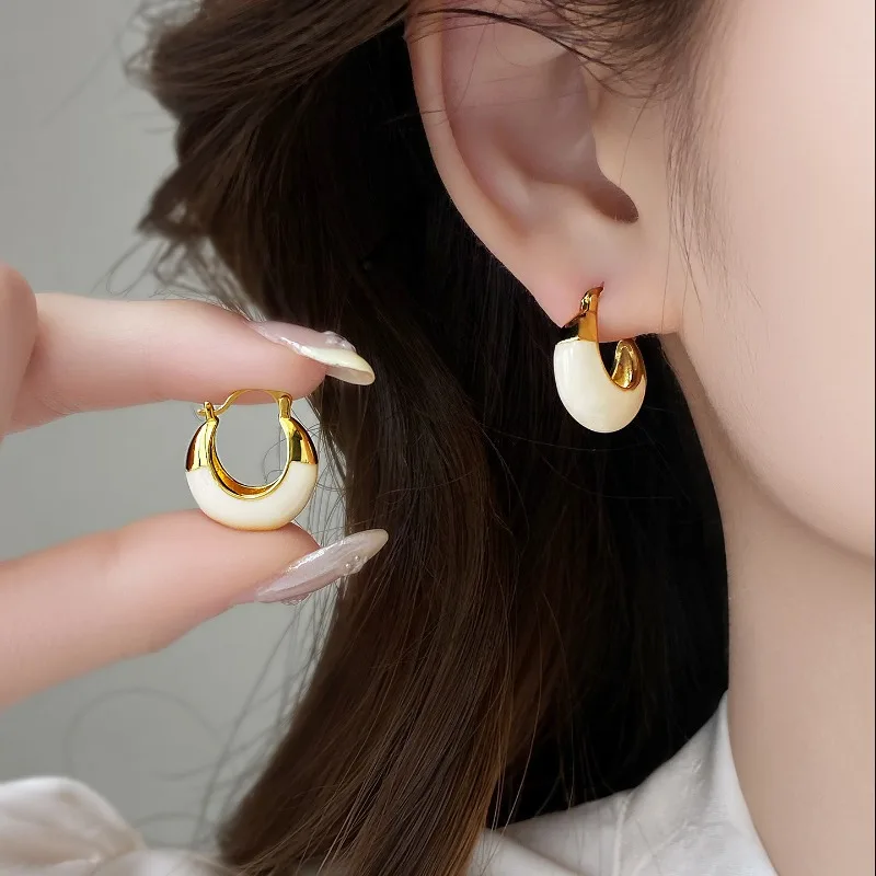 Korean new design fashion jewelry 18K gold plated U-shaped enamel simple earrings elegant women's daily work accessories