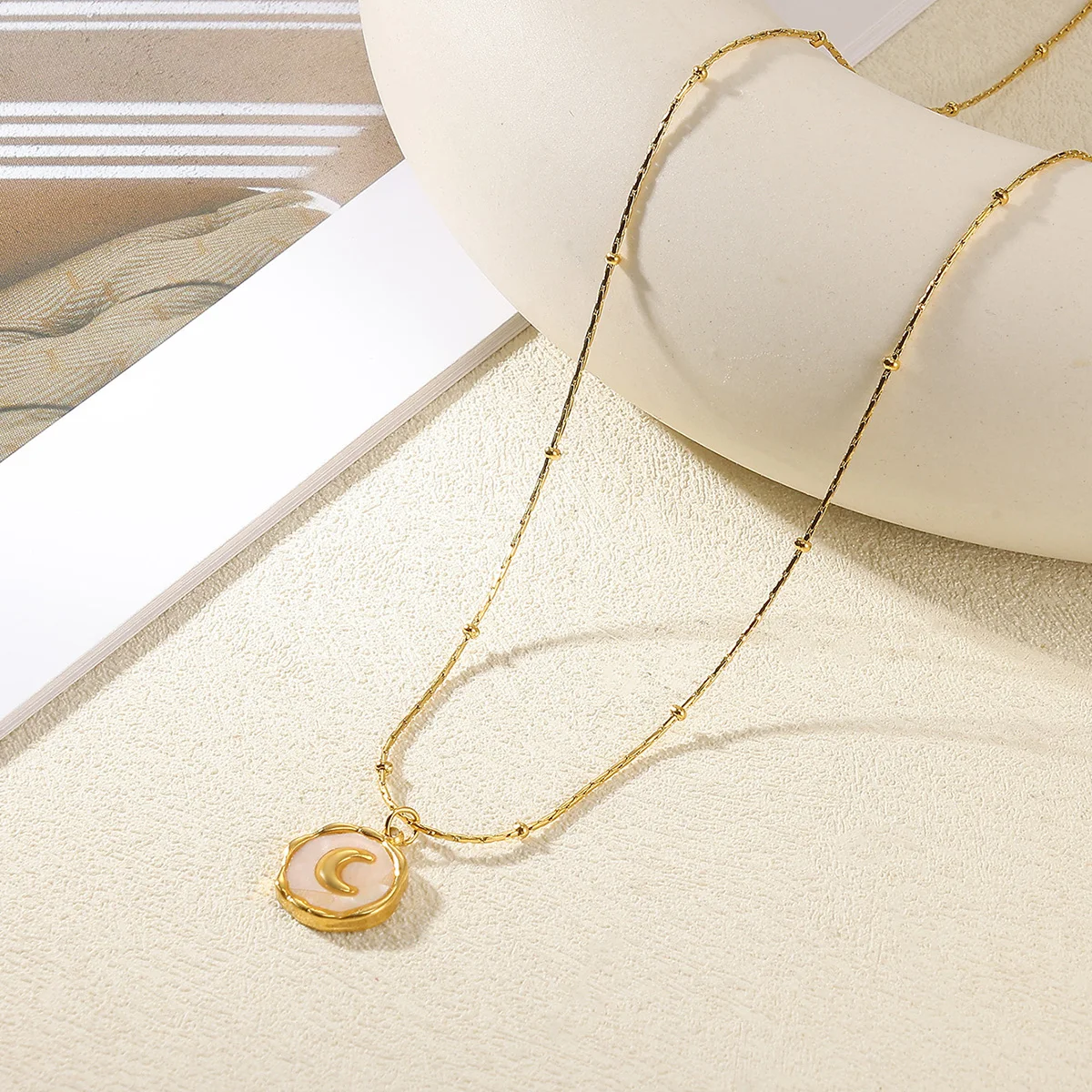 White Enamel Heart Pendant Necklace for Women Beads Chain Charm Necklaces 2025 Trend Gold Color Stainless Steel Jewelry collar