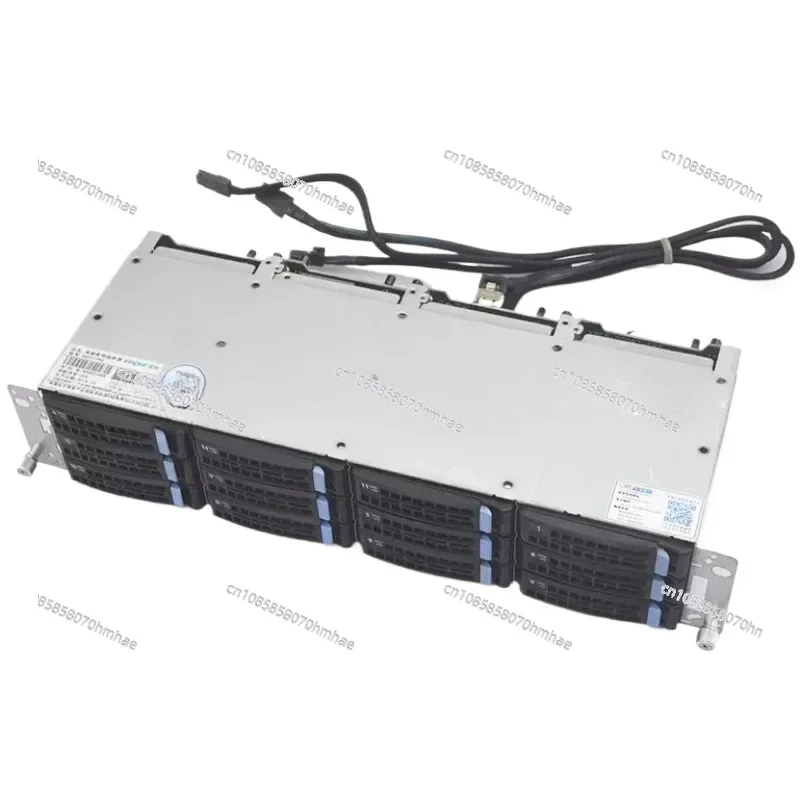 

Applicable to12 bay 3.5-inch 6Gb hard drive cage 12Gb storage NAS Black Qunhui CDN hot swappable SAS series chassis