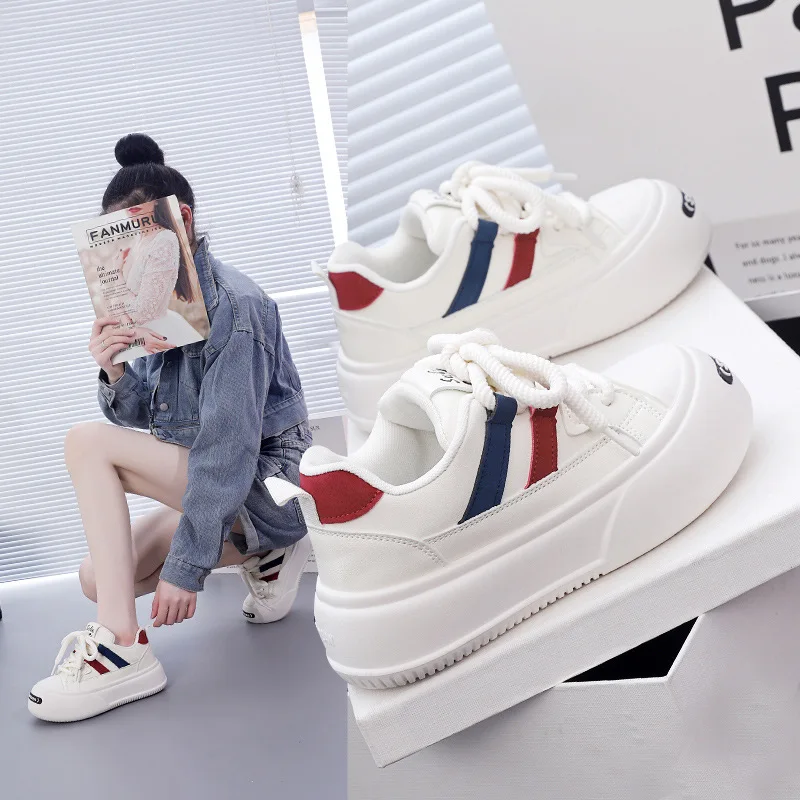 

Women Shoes Fashionable and Comfortable New Korean Version Female Student Thick Soled Sports Board Shoes Casual