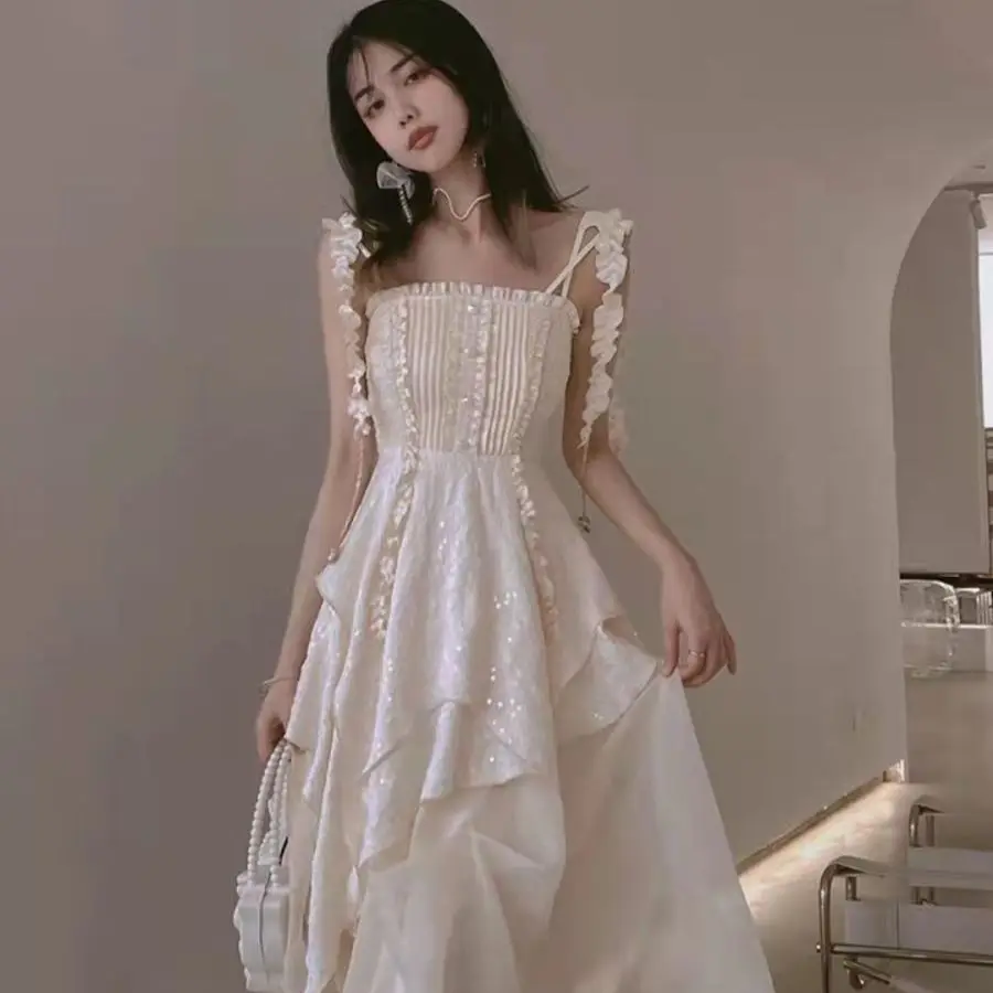 فستان الأميرة على الجري الصيفي بحمالات فستان نسائي راقي للركبة بشراشيب صيف 2025 فستان جديد على شكل حرف a