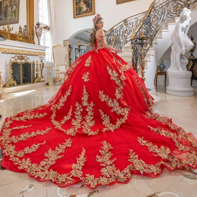 Red Quinceanera Dresses Ball Gown Off The Shoulder Gold Applique Lace Beading Crystals Tull Corset Sweet 16 Dress Vestido De 15