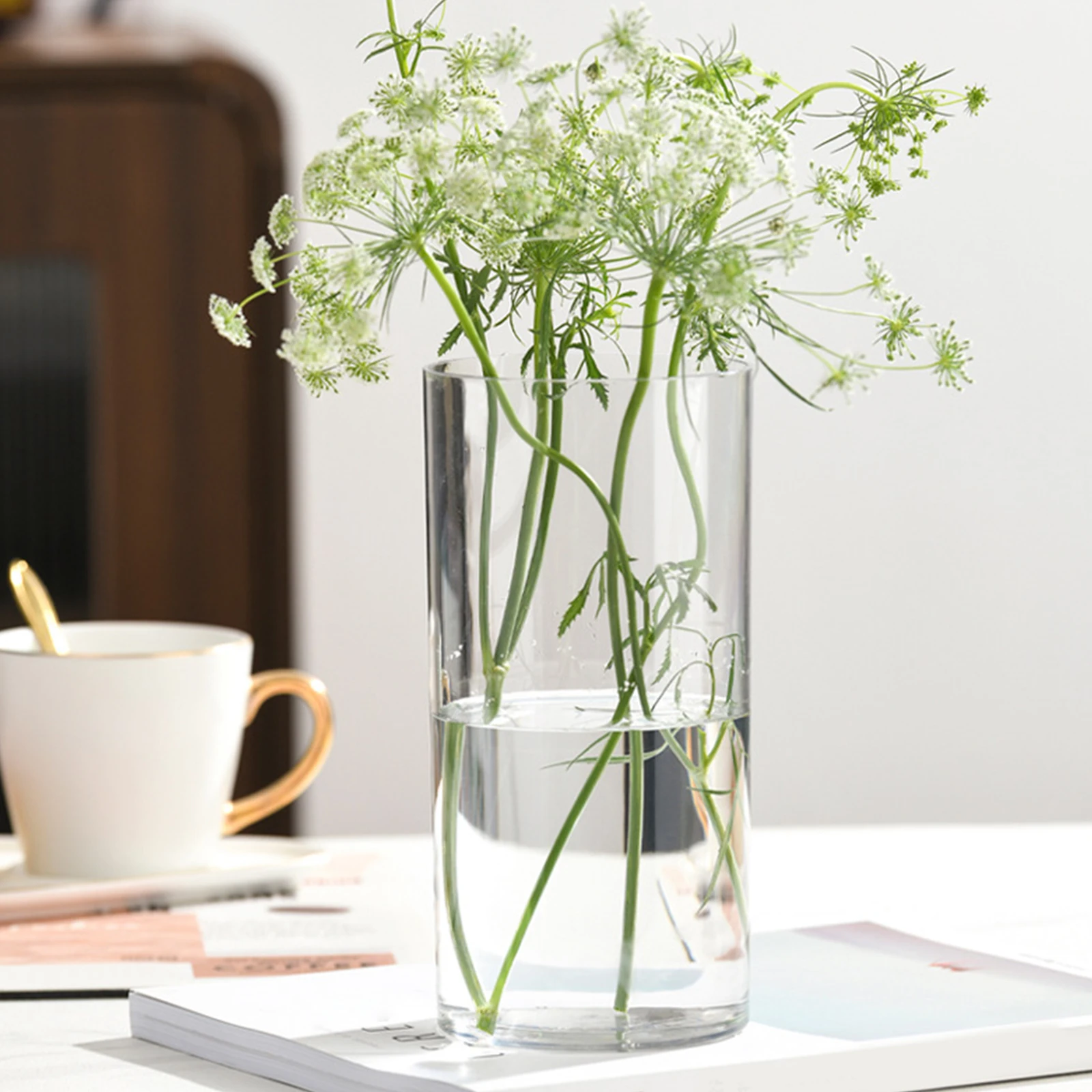 

2pcs Cylindrical Flower Vase Plastic Transparent Modern Home Decor Table Centerpieces Durable Material Versatile Design