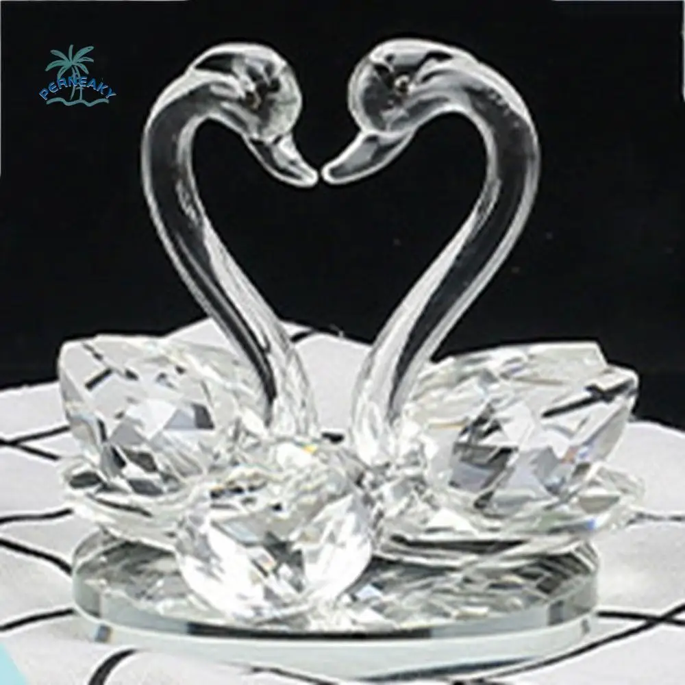 Creative Wedding Car Perfume Seat Diamond-encrusted Deodorization Swan Figurine Animal Ornament Crystal Swan Car Accessories