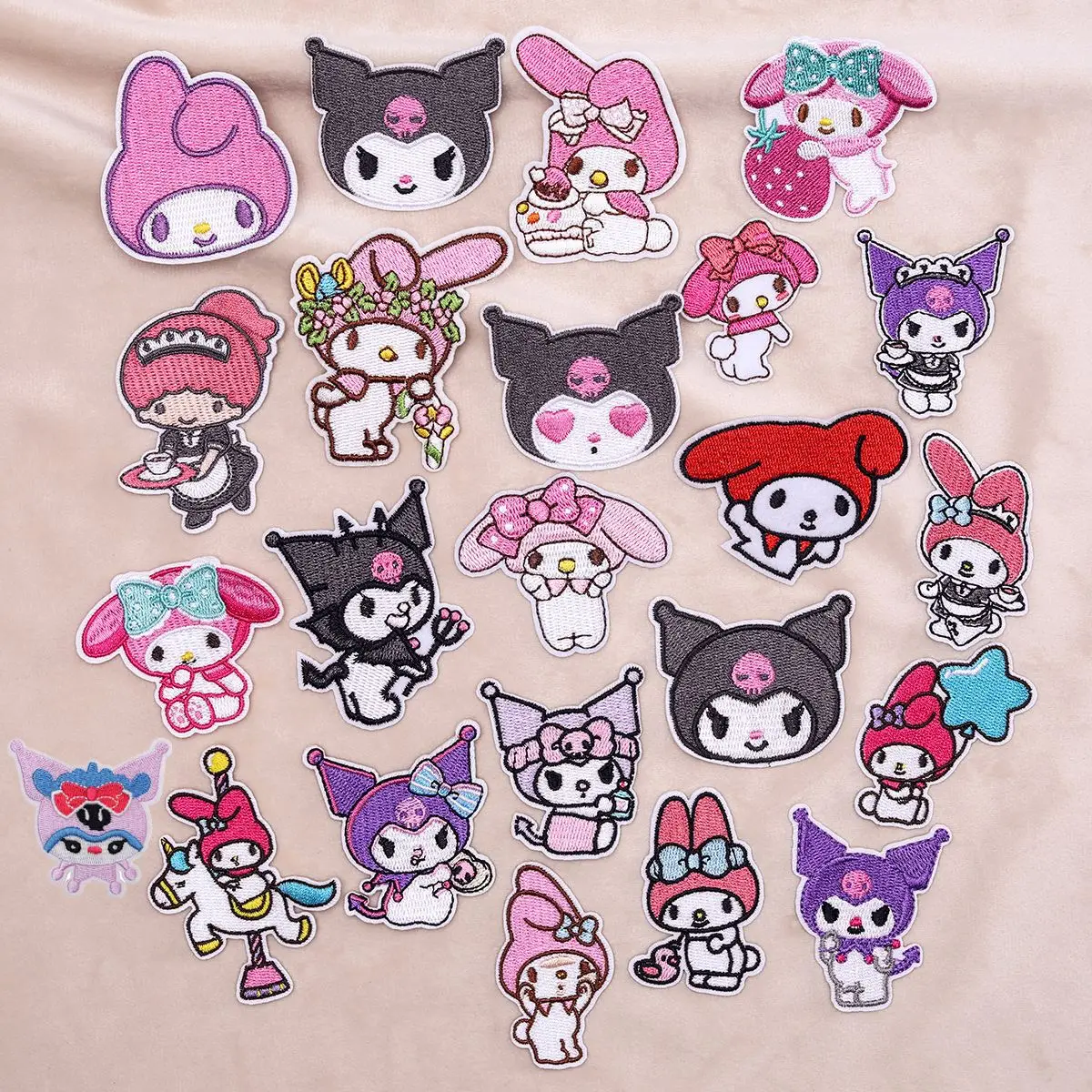 

Anime Sanrio Kuromi Peripheral Embroidery Cloth Stickers Lovely Cartoon Patches Clothing Bag Decorative DIY Ironing Sewing Badge