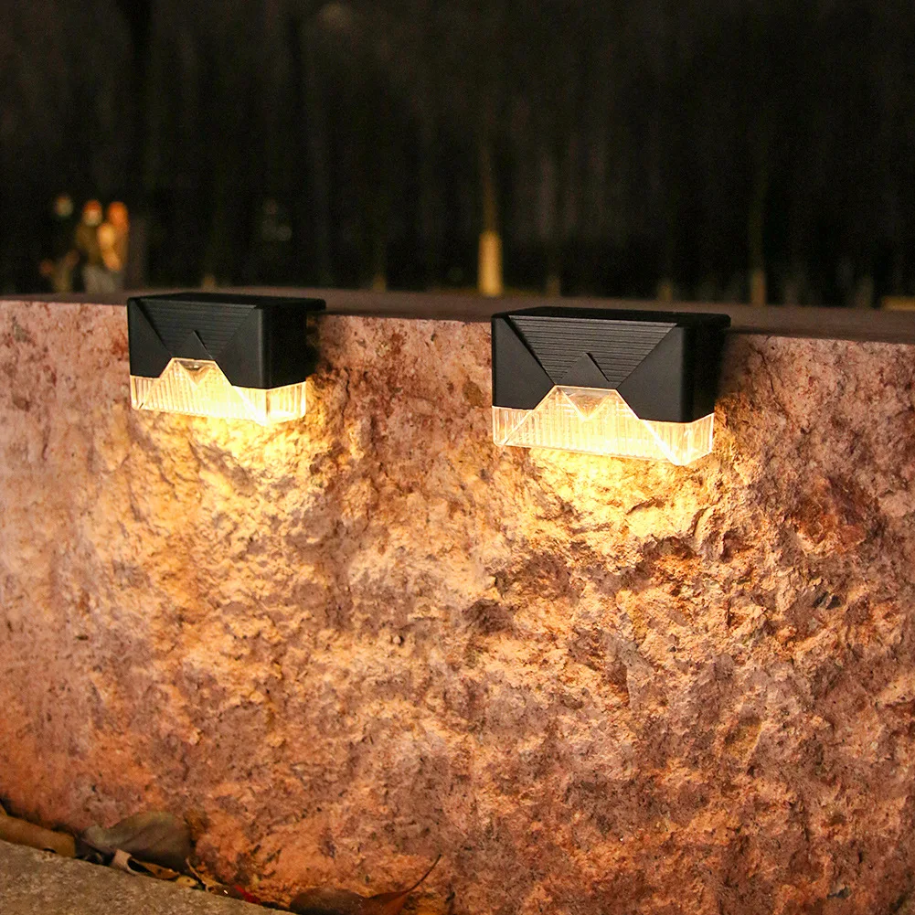 Solar powered step lights, outdoor courtyard lights, railing pole lights, suitable for outdoor environments