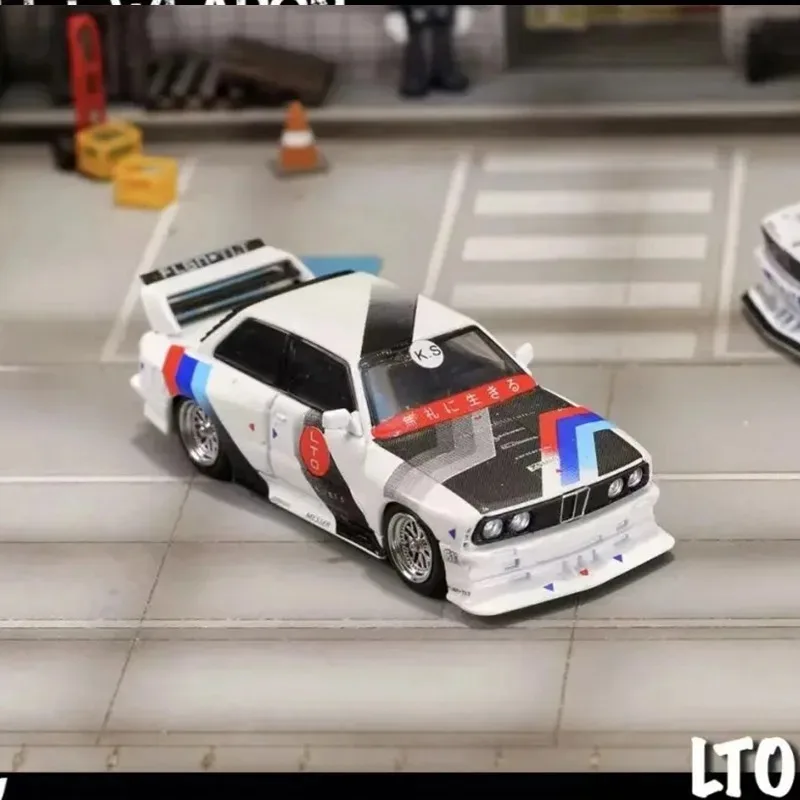 SW 1/64 M3 E30 LTO DTM BOSS Martini Alloy Motor Vehicle Toy Die-casting Metal Model Collection Boy Christmas Gifts