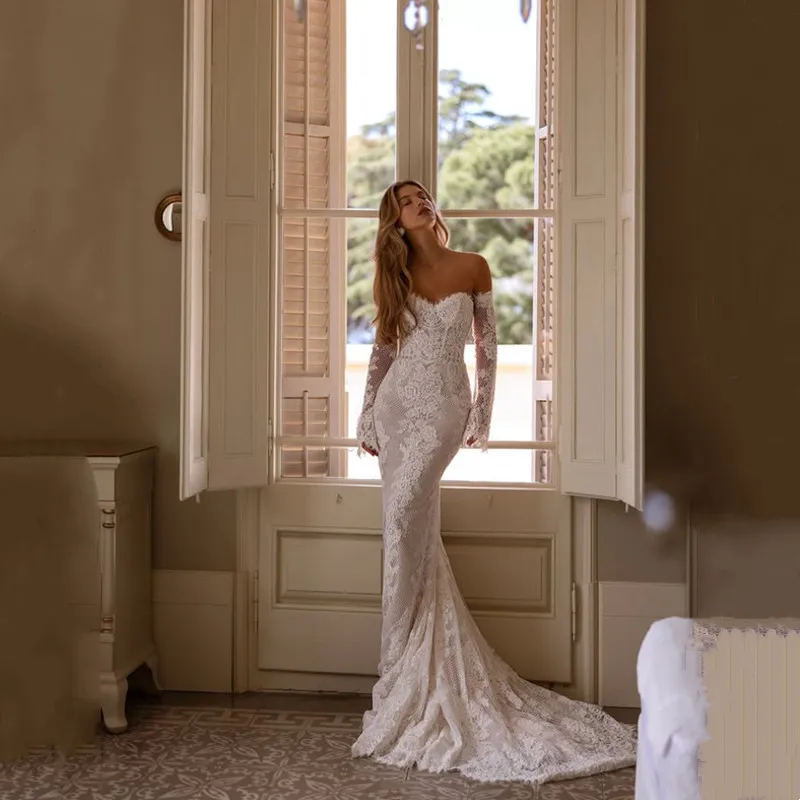 

Luxury Lace Appliques Mermaid Wedding Dress Off The Shoulder Sexy Sweetheart Neck Bride Gowns Illusion Open Back Sweep Train