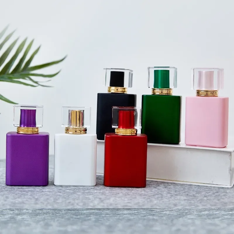 30ml 50ml Screw Square Glass Perfume Separate Bottle Ultra Fine Atomized Perfume Capacity Pressure Spray Bottle Refilled Bottle