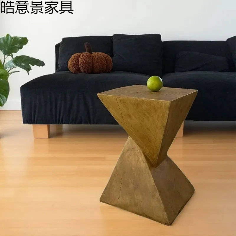 

Креативный журнальный столик-пень, высококачественный маленький табурет, прикроватная тумбочка в стиле ретро для гостиной, кабинета, отеля типа «постель и завтрак»