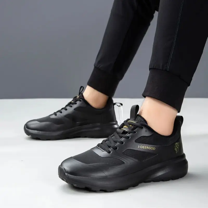 Men's Lightweight Fleece Warm Cotton Outdoor Casual Sports Shoes Soft-Sole Running Shoes New Style