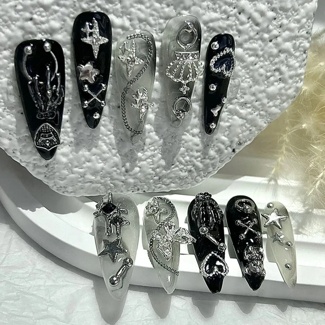 Jirai Japanese Spice Girls Handmade Press On Nails Y2K Black White Long Tip Nail Art 3D Butterfly Star Crown Cool Fake Nails