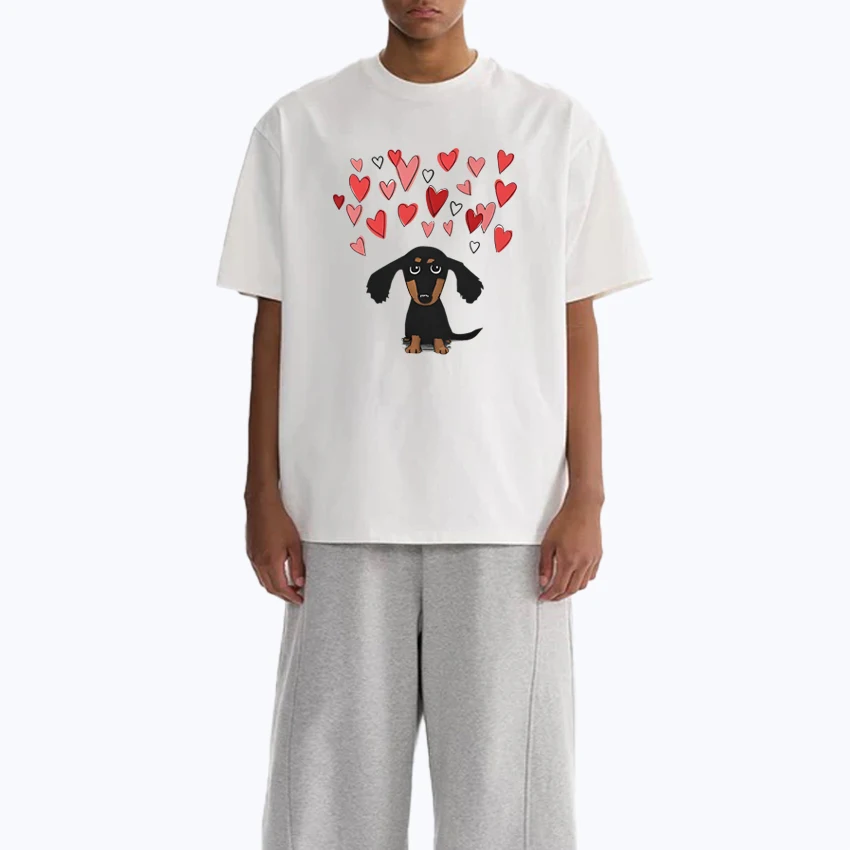 

New Cute Dachshund Puppy Dog with Valentine Hearts Graphics short sleeve T-shirts Unisex Dog lovers T shirt Men Women Cotton Top