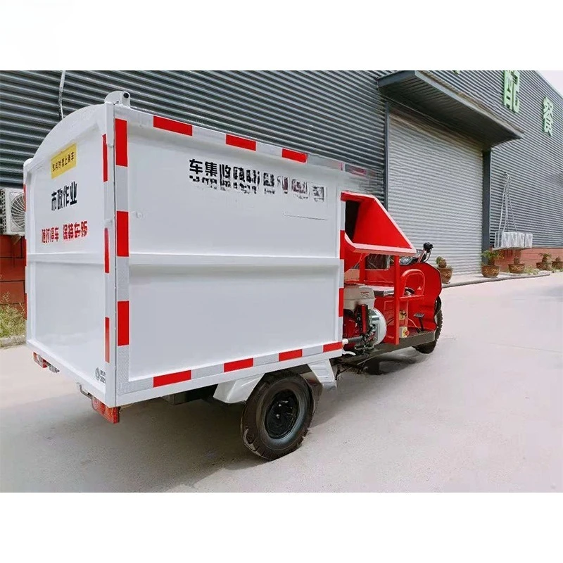 Three-wheel crushing collection truck forage animal feed branch crusher machine