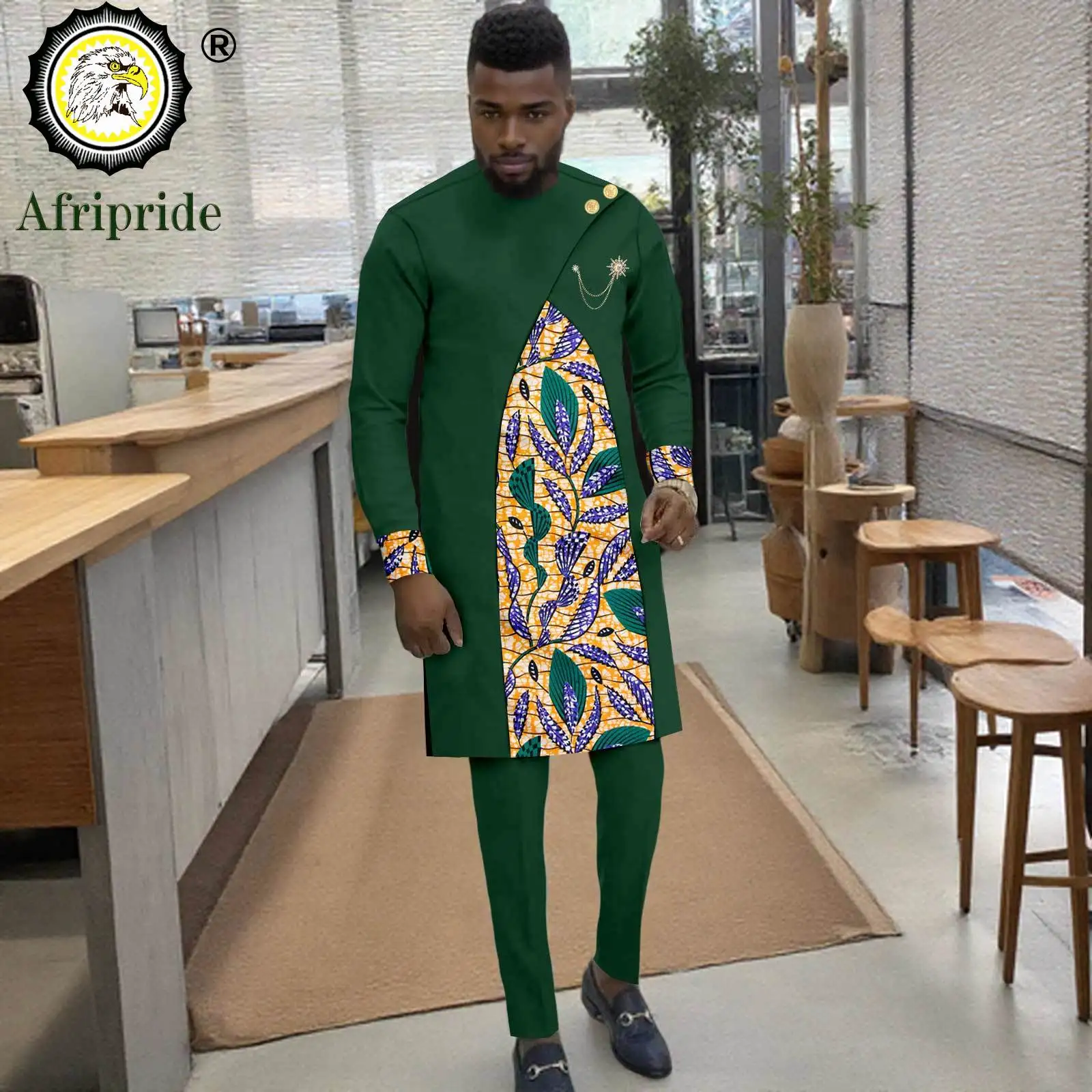 African Clothes for Men Two Buttons Embroidery Brooch Print Shirts and Pants 2 Piece Set Dashiki Outfits for Wedding 2516052