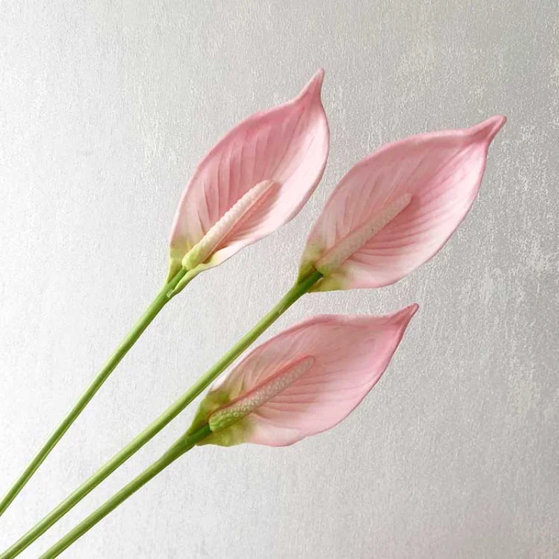 

5pcs High Quality Artificial Flowers Pure White Lotus Flower Palm Wedding Arrangement Fake Flowers Home Ornaments Wedding Decor