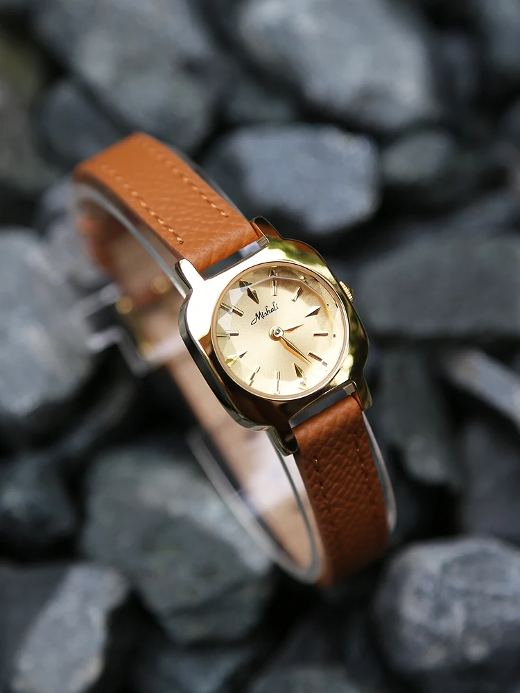 ساعة يد نسائية أنيقة ساعة كوارتز صغيرة ورائعة بحزام جلدي موديل 2026 جديد مثالية كهدية للنساء. #3