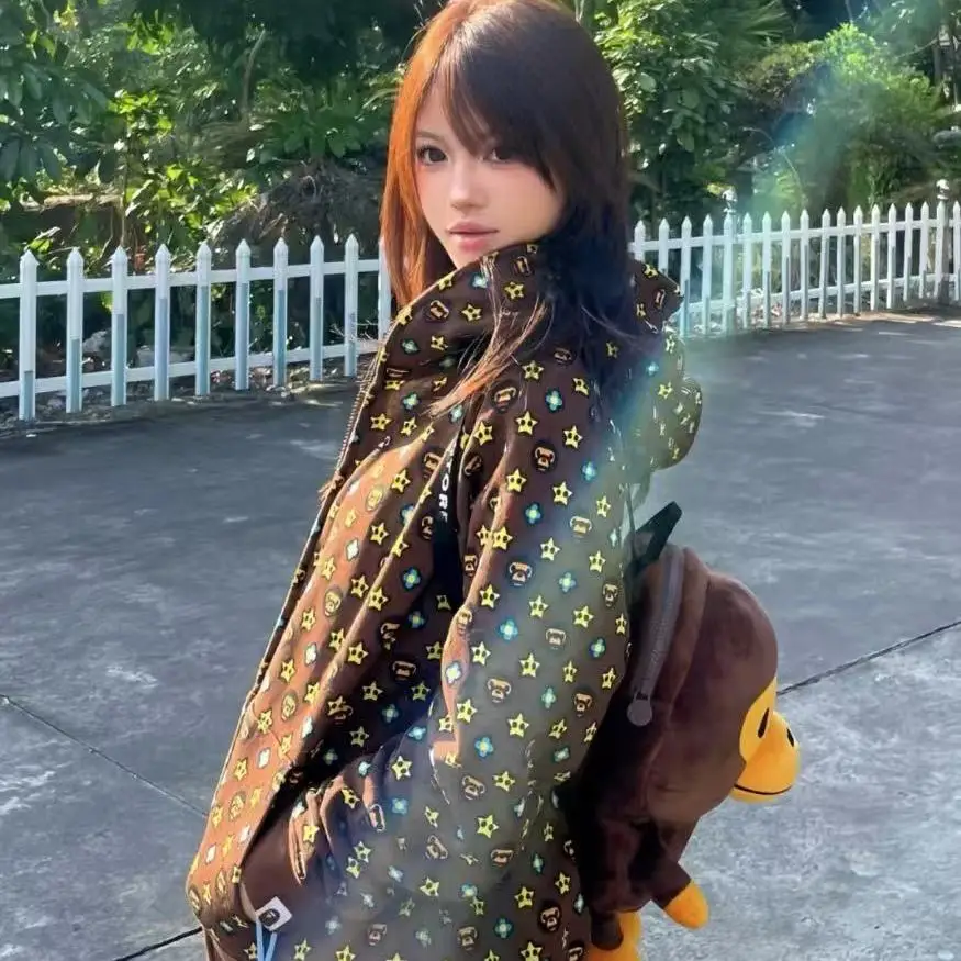 뉴진스 미로 후드 스웨트셔츠 가디건 프린트 다용도 아우터웨어 루즈핏 롱 슬리브 지퍼 클로저 출퇴근용