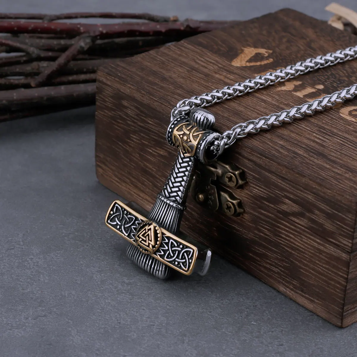 

Stainless Steel Viking Thor's Hammer Valknut Rune Necklace Men's Hip Hop Charm Amulet Pendant Punk Vintage Jewelry Gift