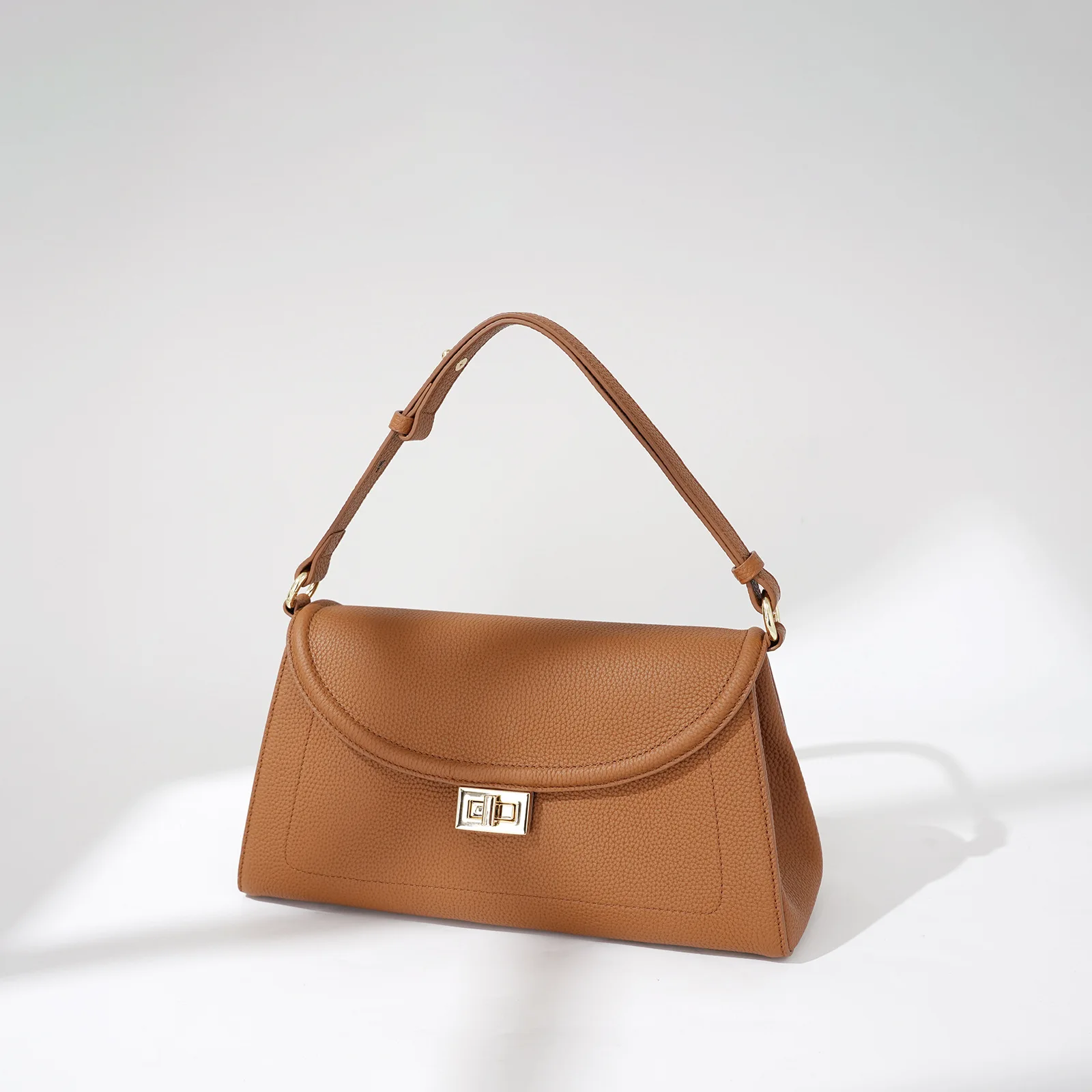 

Chic Minimalist Satchel For Women As A Shoulder And Messenger Bag With Solid Color And Large Capacity Includes Diaper Bag Use