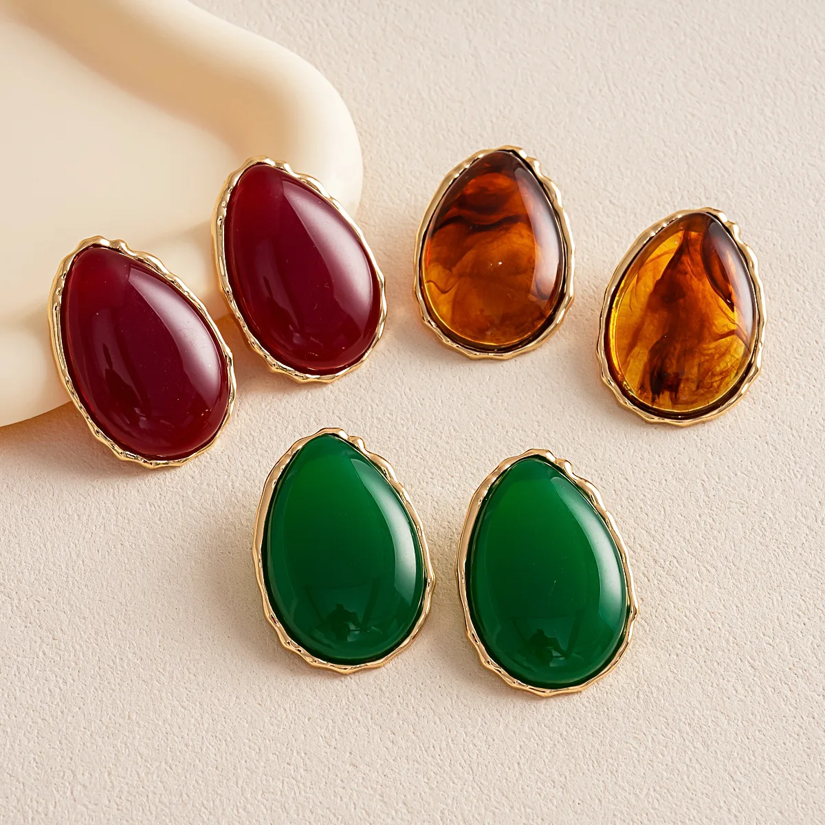 Vintage Green Teardrop Gemstone Statement Earrings Gold Edge Bezel Stud Jewelry Classic Elegant Banquet Party Ear Accessories