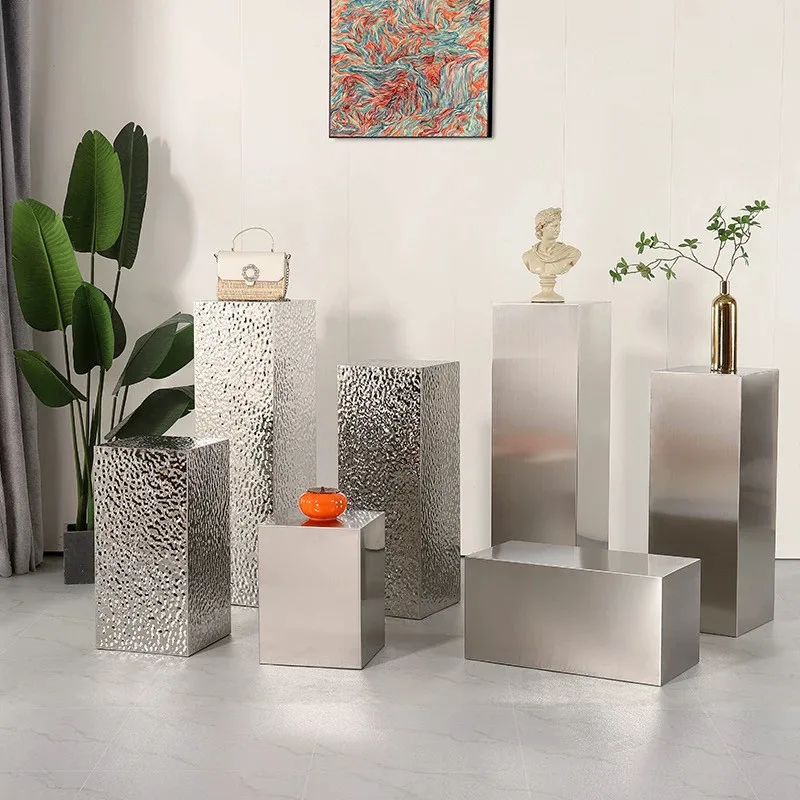 Modern Stainless Steel Display Pedestals - Hammered & Brushed Finish, Cube & Rectangle Risers for Retail Store Home Decor
