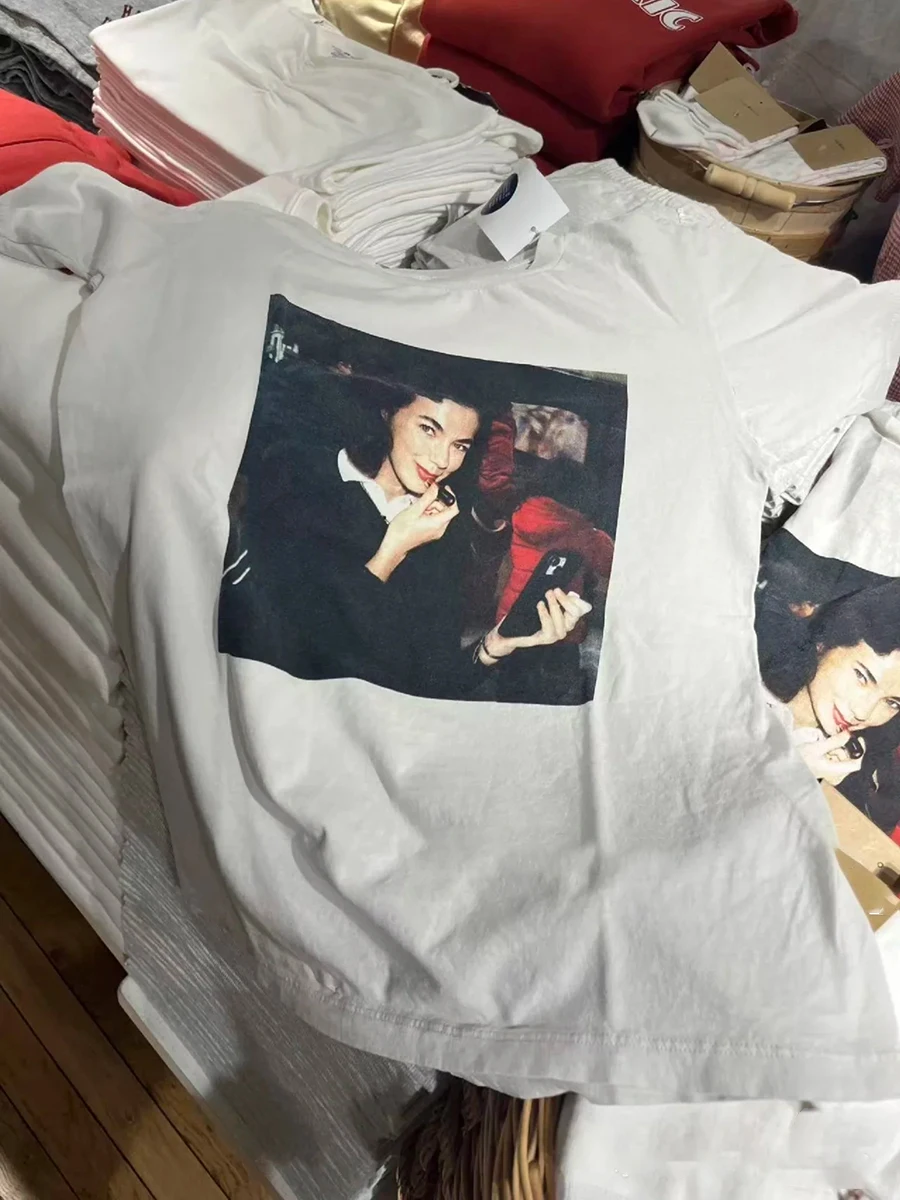 صورة طباعة تي شيرت غير رسمي للنساء الجولة الرقبة قصيرة الأكمام فضفاضة المحملة القمم الصيف Y2k الشارع الشهير خمر تي شيرتات قطن جديد