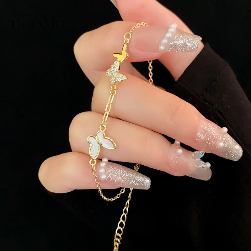DOO MEI Light Luxury Butterfly Bracelet 14K Gold Plated Bracelet Inlaid with Cubic Zirconia and Seashells for Women Dating Wear