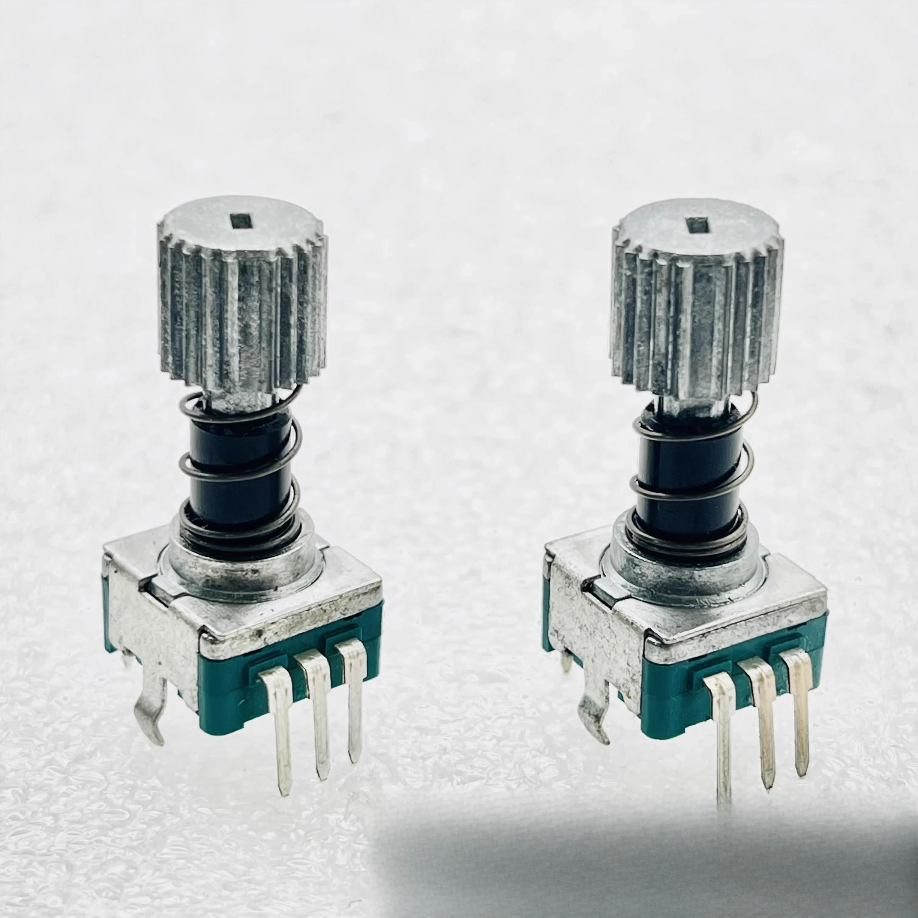 For everbest encoder ec11 with self-locking switch audio car electric slotter 10pcs