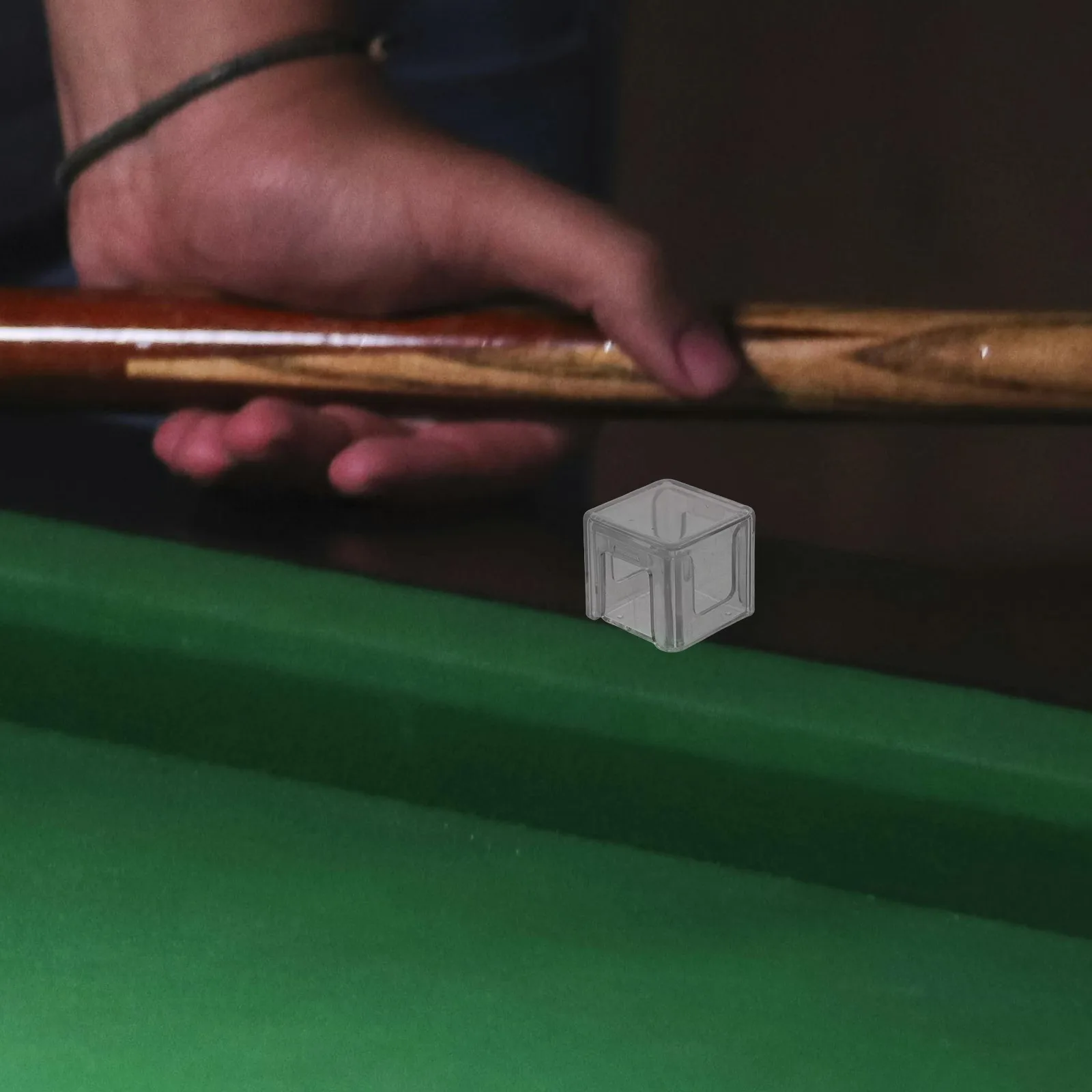 

3pcs Transparent Acrylic Billiard Chalk Case Cube Design Portable Pool Cue Chalk Box for Tournament Home Bar Snooker