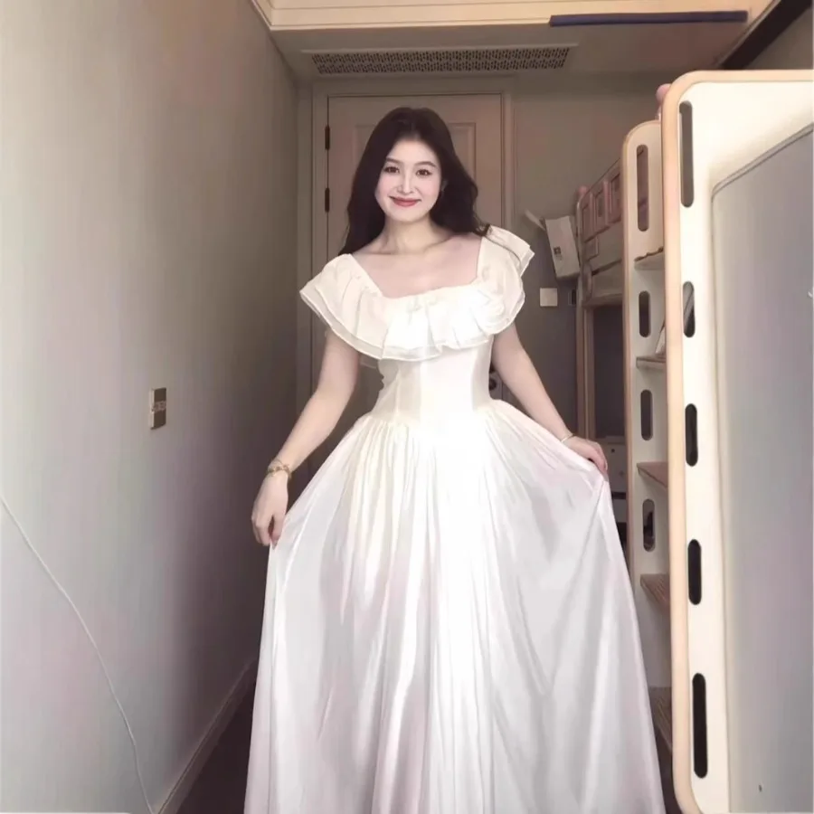 

【New style】One-collar waist dress, women's new style, slimming and skin-covering, small fresh long skirt, ruffled, fashionable