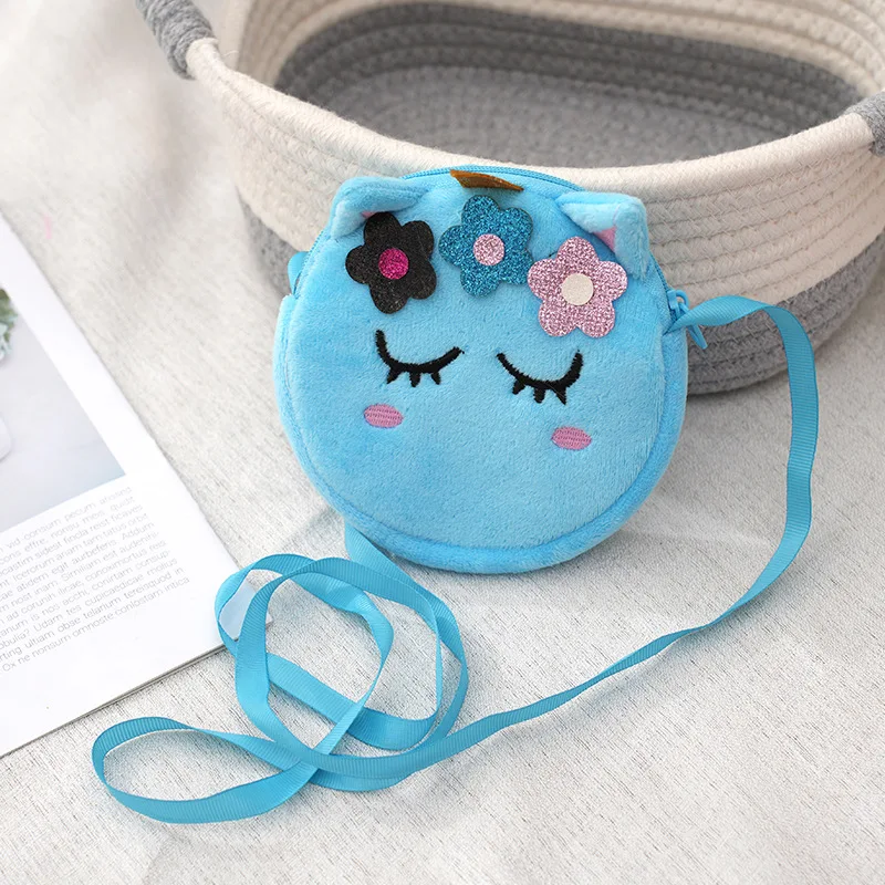 Creative new unicorn shoulder bag plush toy for kindergarten children going out Children's Day gift