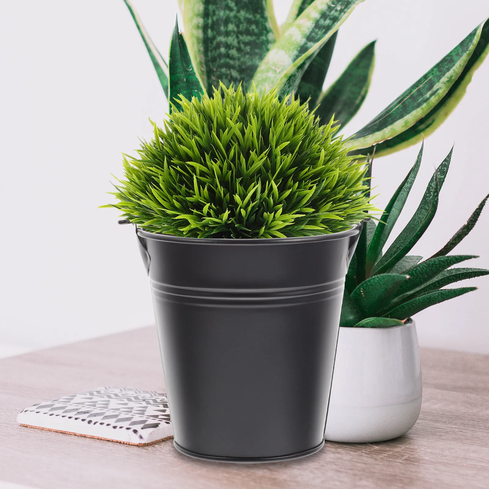 5Pcs Compact Iron Flower Pot for Succulents Indoor Outdoor Decoration Creative Metal Plant Basket Desktop Garden Supplies