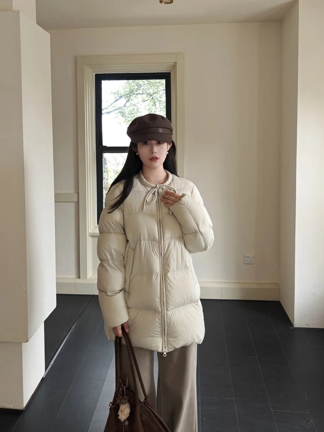 

Зимнее утепленное пуховое пальто Cherry Vanilla 2025 с капюшоном и круглым вырезом, однотонное, комфортное, бархатное, класса люкс, женское