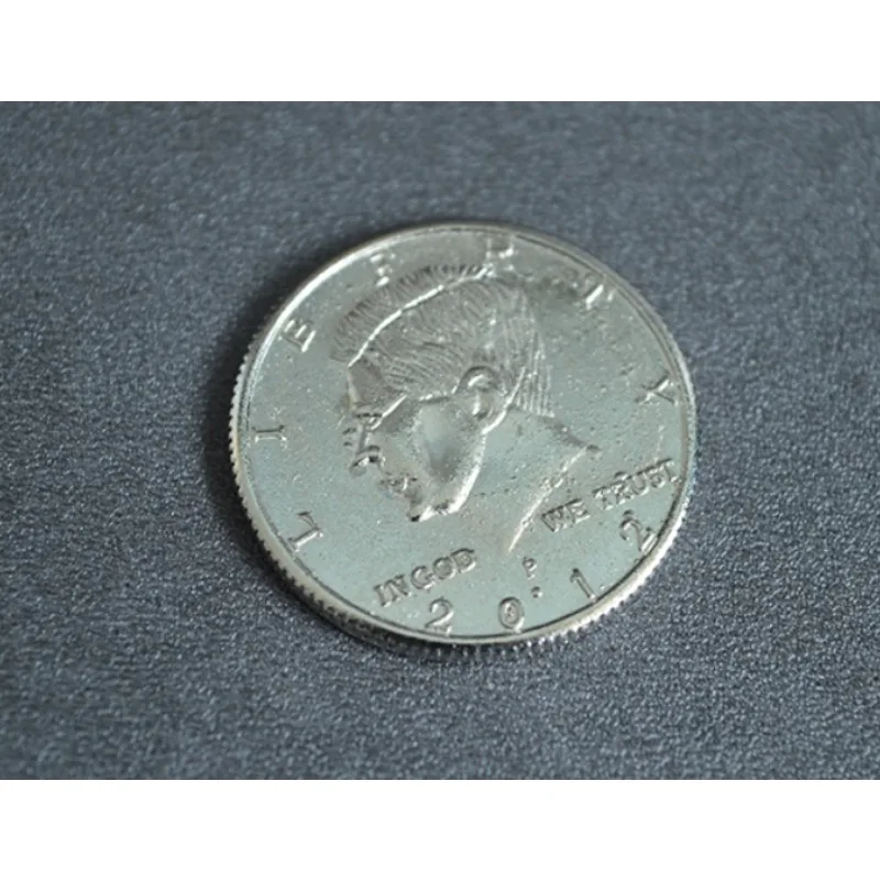 

2pcs Steel Half Dollar Close Up Magic Tricks Illusions Magic Accessories Gimmicks Magician Prop Professional Magie Funny Street