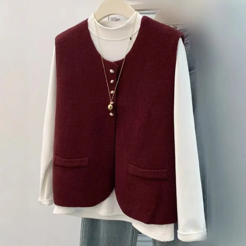 

Women's Early Spring Knitted Vest Button Imitation Wool Styline Suit Top Pocket Stitching New Arrival