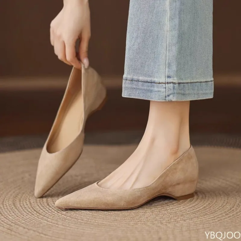 

Женская обувь в стиле ретро с неглубоким носком, новая элегантная простая весенне-осенняя женская обувь с острым носком, модные универсальные туфли на низком каблуке