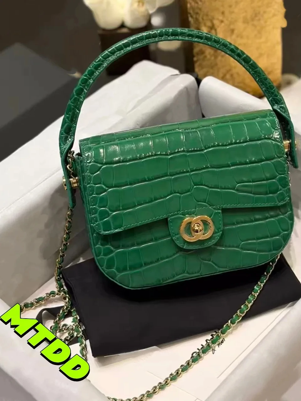  Chain Handle Bag Women's Versatile Crossbody Saddle Bag Small Design Alligator Pattern Leather Handbag Fashionable Hobo Bag