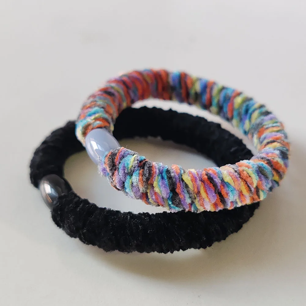 2 Stück Farbblock-Plüsch-Haargummis mit hoher Elastizität für Frauen, dicke Gummi-Haarschlaufen-Haargummis, Pferdeschwanzhalter – Detail 3