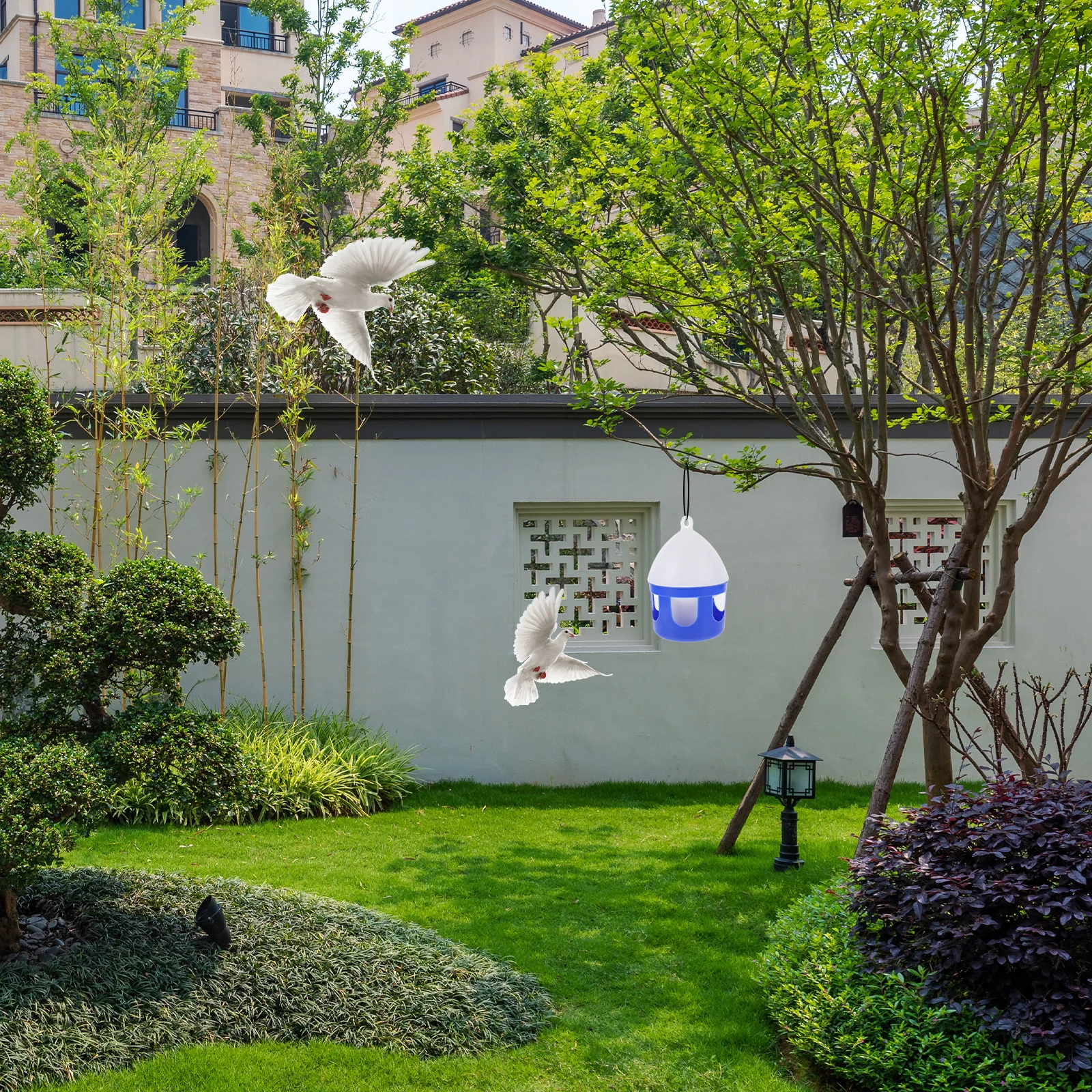 

Pigeon Water Feeder Large Capacity Round Smooth Removable Easy Clean Bird Waterer Suitable Parrots Doves Bright Color Simple