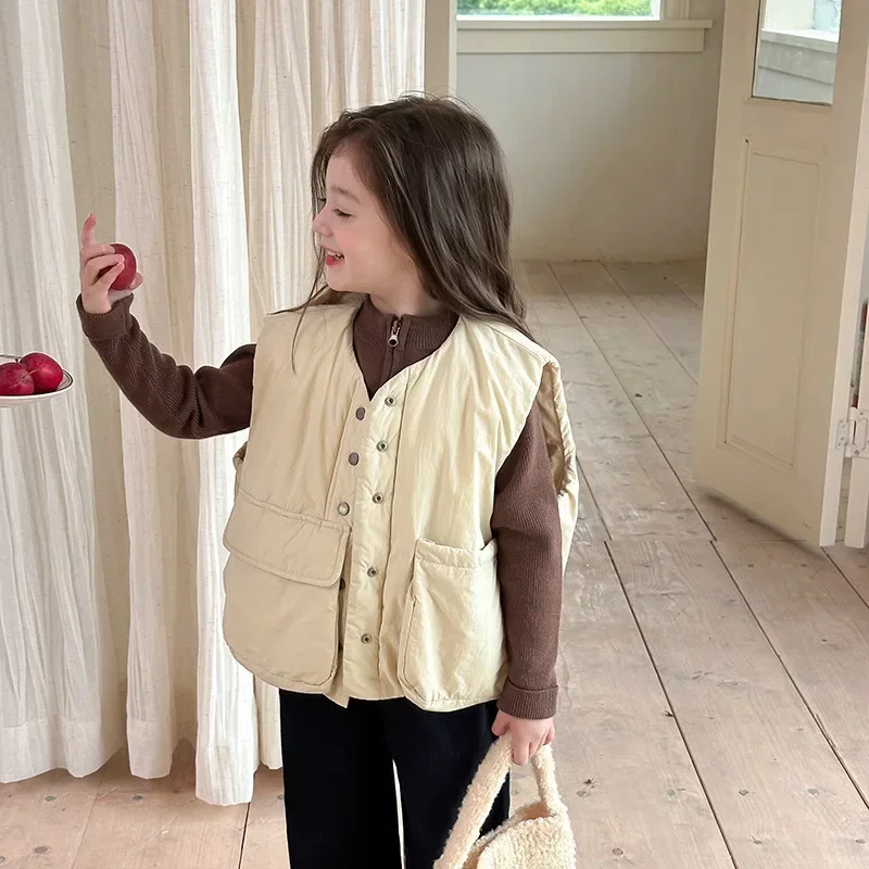 女の子のショルダーワークウェアベスト、子供服、コットンクリップ、保温、大きなポケット、カジュアル、冬