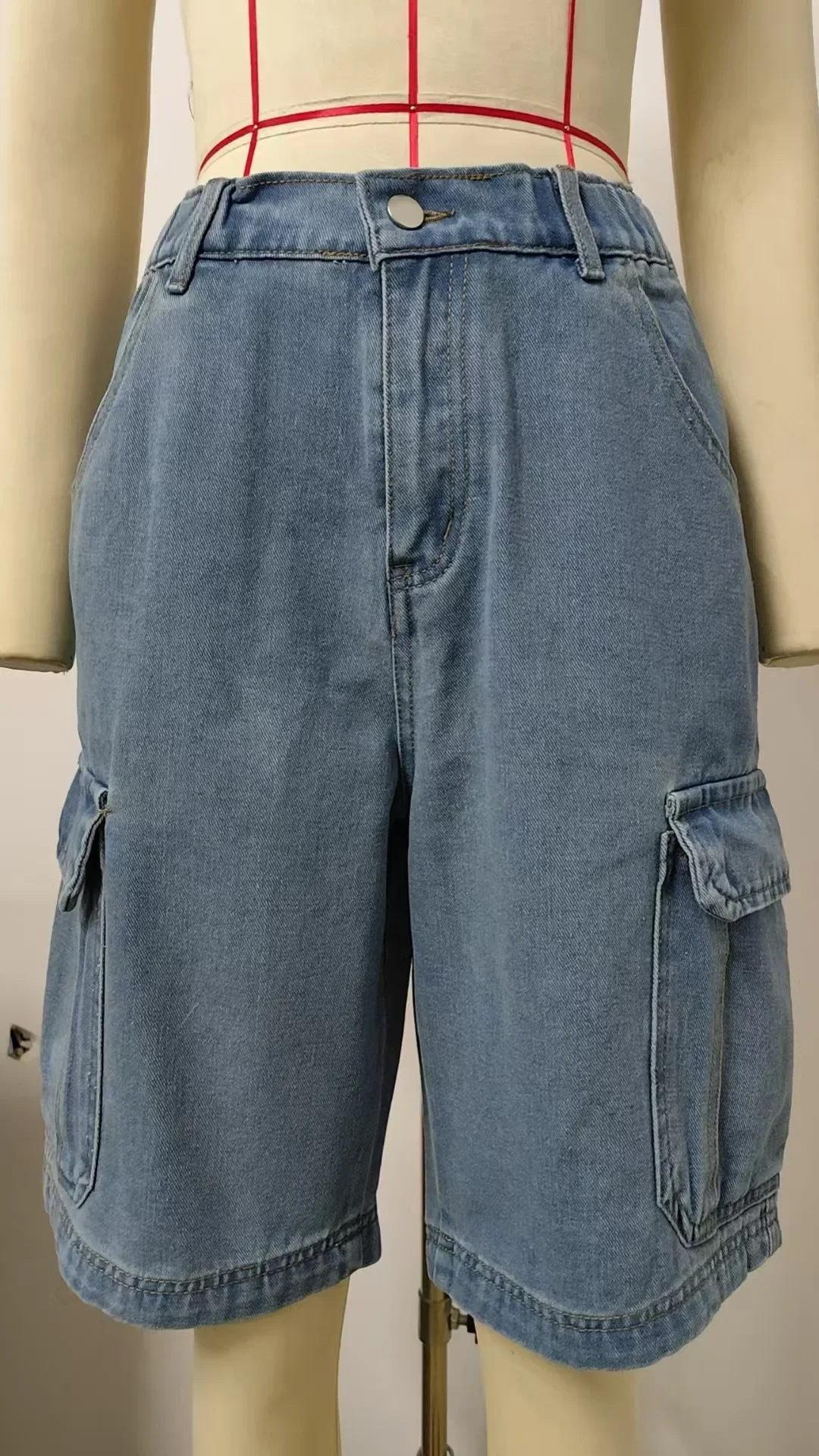 ジーンズ レディース カーゴパンツ ウエストゴム ウォッシュ加工 ダメージ加工 複数ポケット 膝丈ショートパンツ ストリートウェア ストレートデニム