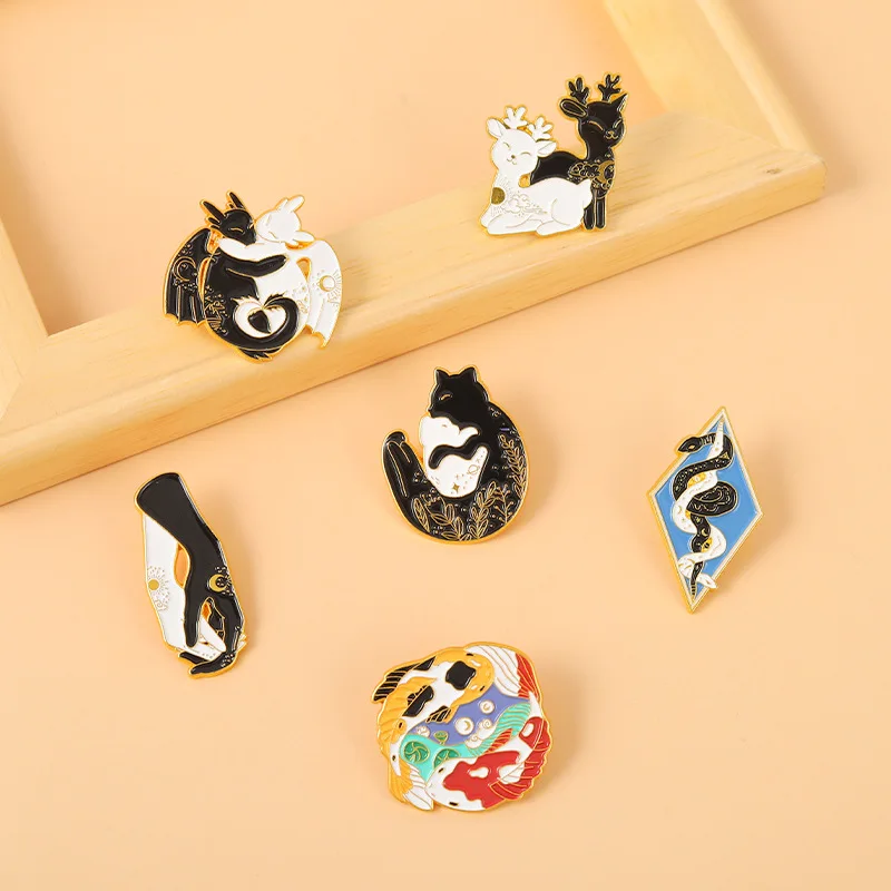 Starry Hugging Animals Enamel Pins Custom Sun Moon Cat Deer Dragon Snake Koi Hands Brooches Lapel Badge Black White Jewelry Gift